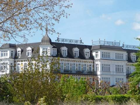 Hotel Ahlbecker Hof an der Strandpromenade der Usedomer Kaiserbder.